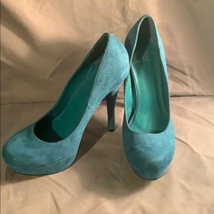 Turquoise suede heels
